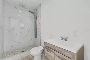 1018 7th Ave S, Saint Petersburg, FL 33705 - Photo 30