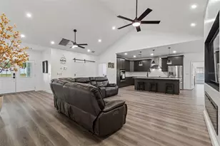 36811 Summers Ridge Dr, Dade City, FL 33525 - Photo 6