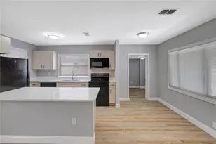 6105 N 23rd St, Tampa, FL 33610 - Photo 8