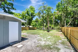 6105 N 23rd St, Tampa, FL 33610 - Photo 30