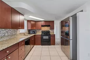 3521 Oakhurst Dr, Holiday, FL 34691 - Photo 16
