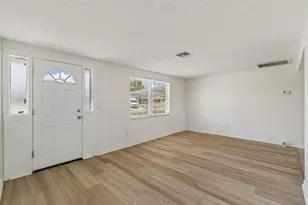 3521 Oakhurst Dr, Holiday, FL 34691 - Photo 10