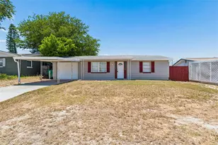 3521 Oakhurst Dr, Holiday, FL 34691 - Photo 4