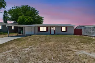 3521 Oakhurst Dr, Holiday, FL 34691 - Photo 1