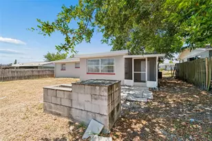 3521 Oakhurst Dr, Holiday, FL 34691 - Photo 44