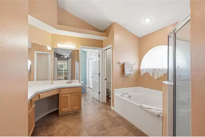 9602 Sunnyoak Drive, Riverview, FL 33569 - Photo 16