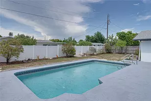 3810 18th Ave W, Bradenton, FL 34205 - Photo 4