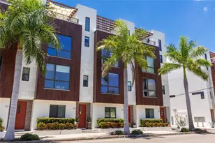 130 8th St N, Saint Petersburg, FL 33701 - Photo 58