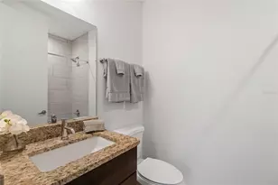 130 8th St N, Saint Petersburg, FL 33701 - Photo 22