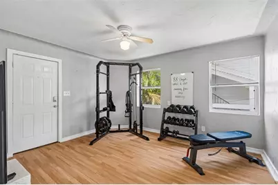 1011 14th Street N, Saint Petersburg, FL 33705 - Photo 34