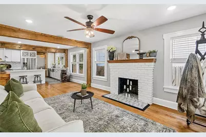 1011 14th Street N, Saint Petersburg, FL 33705 - Photo 4