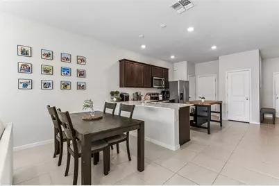 31357 Amberview Bend, Wesley Chapel, FL 33545 - Photo 10