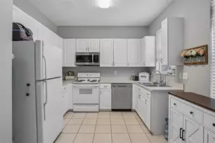 34842 Teeview Ln, Zephyrhills, FL 33541 - Photo 6