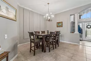 23305 Gracewood Cir, Land O Lakes, FL 34639 - Photo 10