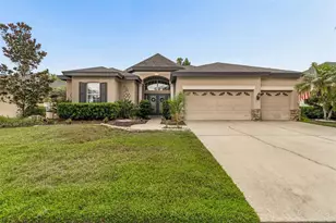 23305 Gracewood Cir, Land O Lakes, FL 34639 - Photo 2