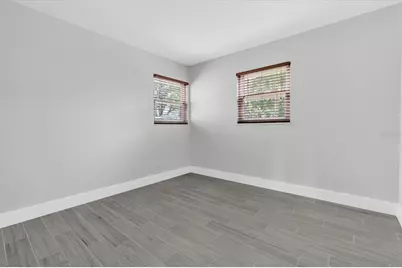 4201 Des Moines Street NE, Saint Petersburg, FL 33703 - Photo 14