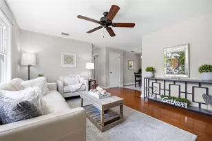 1024 Michigan Dr E, Dunedin, FL 34698 - Photo 4
