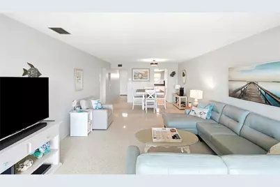 6201 2nd Street E #106, Saint Pete Beach, FL 33706 - Photo 12