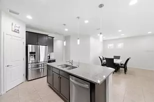 14130 Barrington Stowers Dr, Lithia, FL 33547 - Photo 12