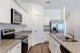 1349 Anchor Bend Dr, Ruskin, FL 33570 - Photo 6