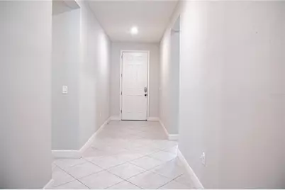 10452 Laguna Plains Drive, Riverview, FL 33578 - Photo 2
