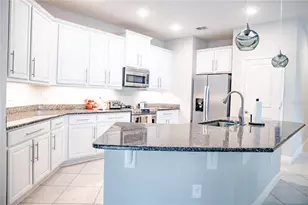 10452 Laguna Plains Dr, Riverview, FL 33578 - Photo 14