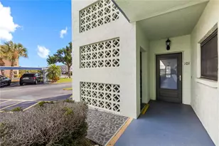 5973 Terrace Park Dr N, Saint Petersburg, FL 33709 - Photo 30