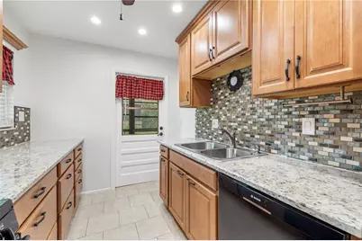 5973 Terrace Park Drive N #101, Saint Petersburg, FL 33709 - Photo 12