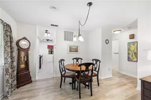5973 Terrace Park Dr N, Saint Petersburg, FL 33709 - Photo 10
