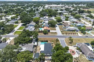 6196 44th Ave N, Saint Petersburg, FL 33709 - Photo 54