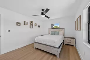 6196 44th Ave N, Saint Petersburg, FL 33709 - Photo 28