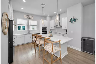 2458 Mangum Court, Sarasota, FL 34237 - Photo 22