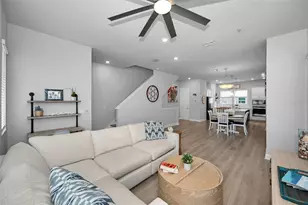 2458 Mangum Ct, Sarasota, FL 34237 - Photo 18