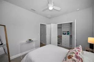 2458 Mangum Ct, Sarasota, FL 34237 - Photo 38