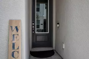 2458 Mangum Ct, Sarasota, FL 34237 - Photo 10