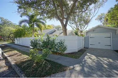 1430 1st Street N, Saint Petersburg, FL 33704 - Photo 24