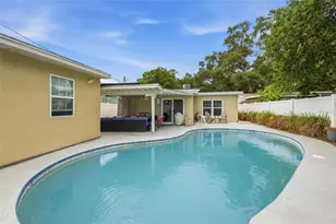5220 39th Ave N, Saint Petersburg, FL 33709 - Photo 34