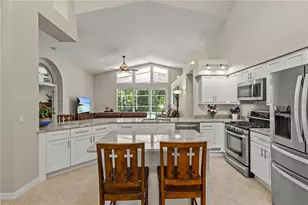 10522 Chambers Dr, Tampa, FL 33626 - Photo 12