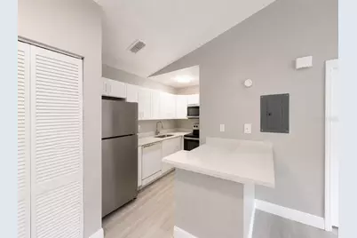 9160 Lake Chase Island Way #9160, Tampa, FL 33626 - Photo 8