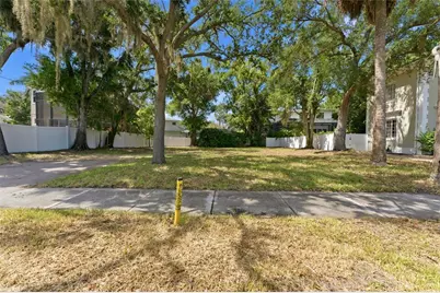 5010 W Azeele Street, Tampa, FL 33609 - Photo 2