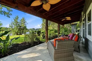 708 Warren Rd, Lutz, FL 33548 - Photo 14