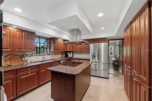 708 Warren Rd, Lutz, FL 33548 - Photo 42