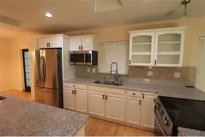 17815 Sunrise Drive, Lutz, FL 33549 - Photo 6