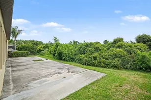 31957 Mardelle Pl, Wesley Chapel, FL 33543 - Photo 18