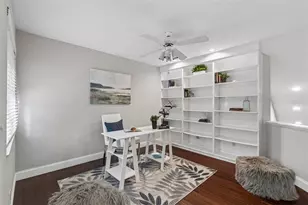 460 Date Palm Ct NE, Saint Petersburg, FL 33703 - Photo 22