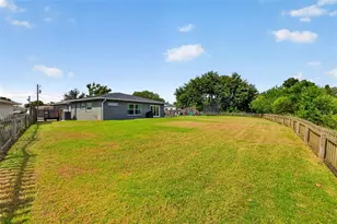 2101 37th St N, Saint Petersburg, FL 33713 - Photo 48