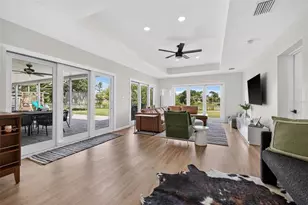 2101 37th St N, Saint Petersburg, FL 33713 - Photo 18