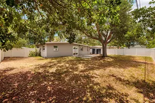 5601 Cedar St NE, Saint Petersburg, FL 33703 - Photo 26
