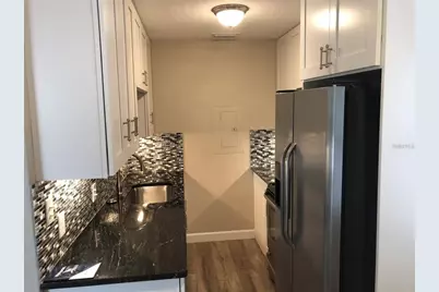 520 70th Street N #4, Saint Petersburg, FL 33710 - Photo 6