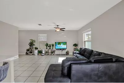 3707 Daisy Bloom Place, Tampa, FL 33619 - Photo 4